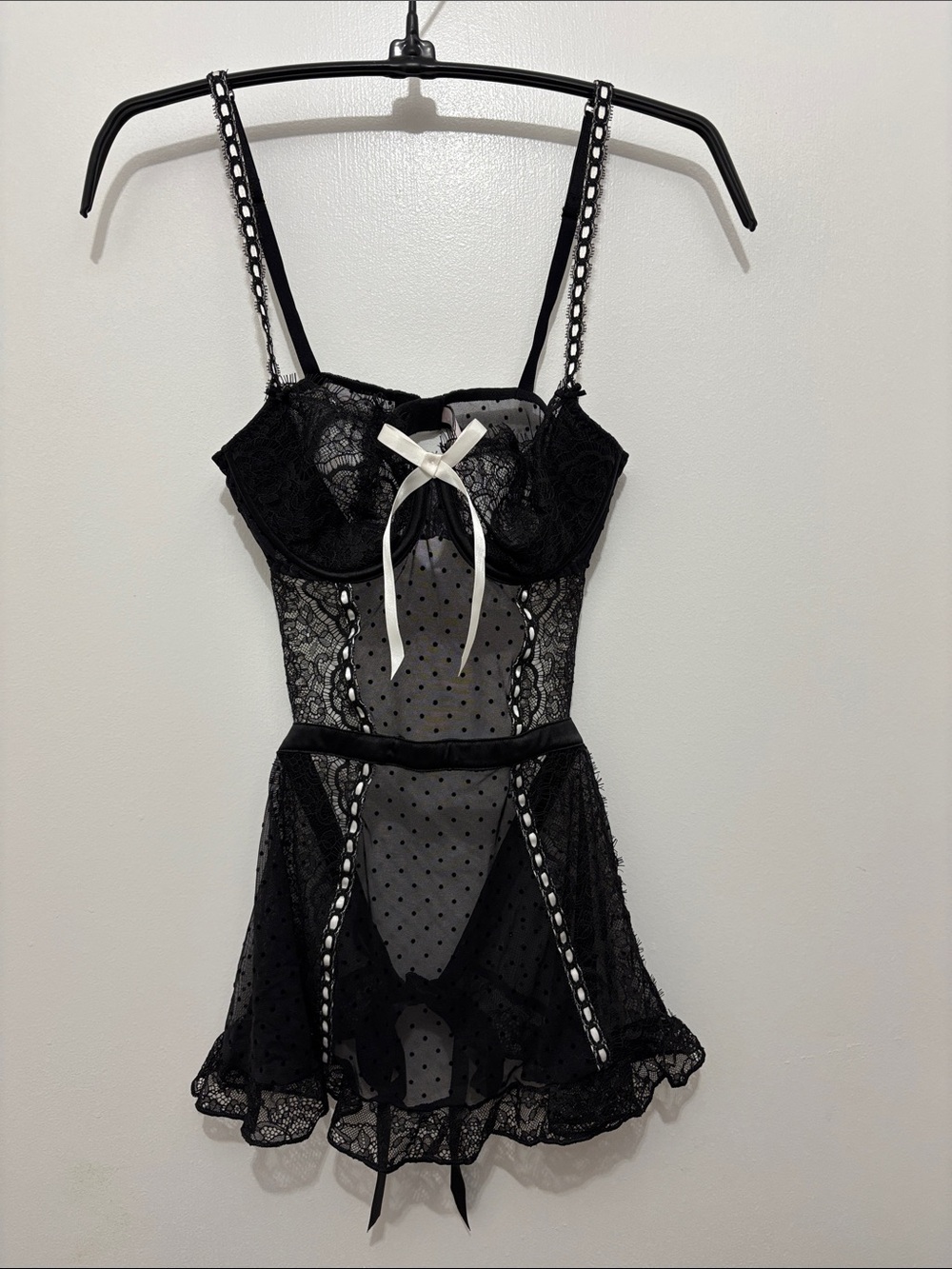 Victoria's Secret Sz S Black Lace & Polka-Dot Mesh Chemise with Satin Bow